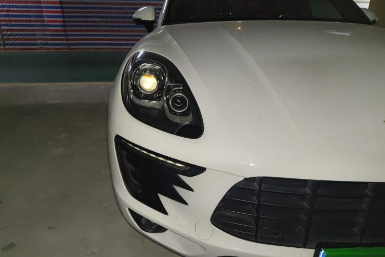 Used Porsche Macan 2017 Macan 2.0T
