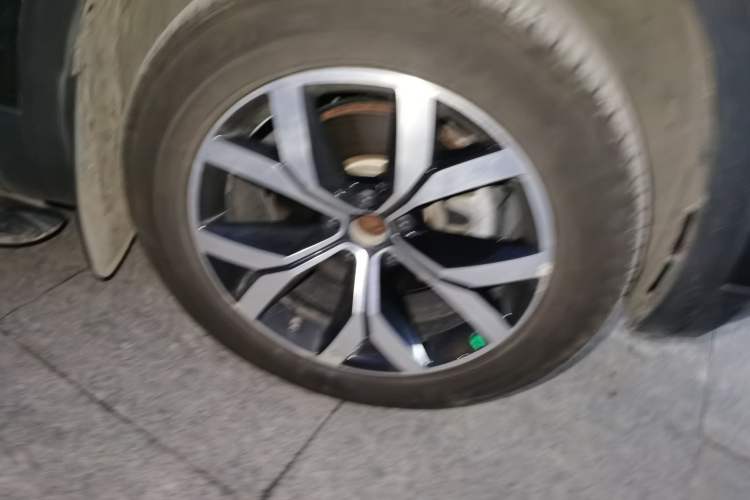 Used Volkswagen Teramont 2017 380TSI Four-Wheel Drive Luxury Edition Right Front Wheel Hub