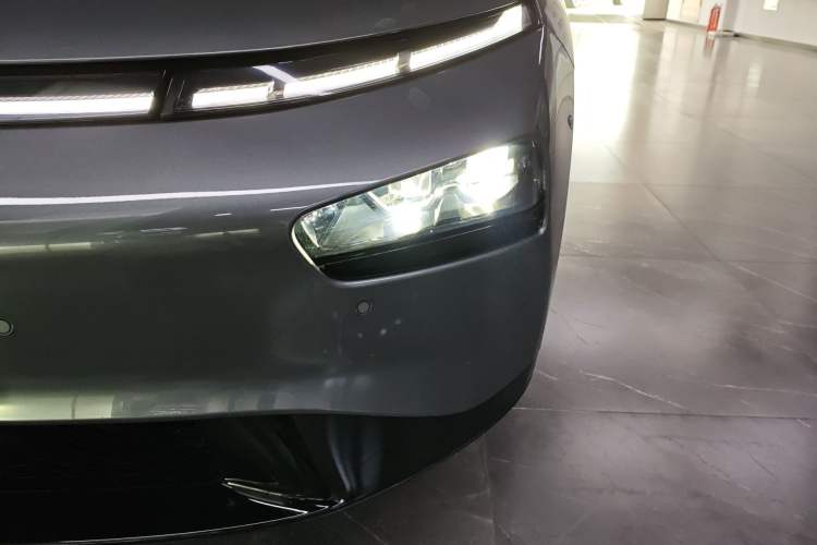 Used XPeng P7 2022 480E Left Front Headlight