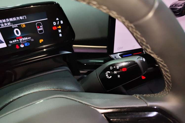 Used Volkswagen ID.UNYX 2024 Revised Pro Long-Range Version
