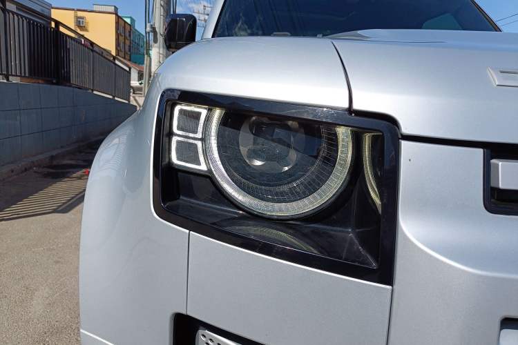 Used Land Rover Defender 2023 110 3.0T P400 75th Anniversary Legend Edition