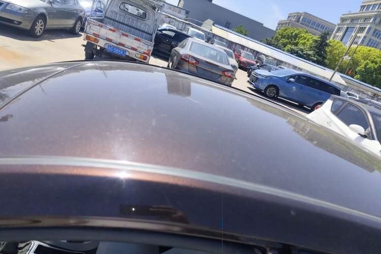 Used Geely Auto Emgrand 2016 Sedan 1.5L Manual Luxury Model Roof