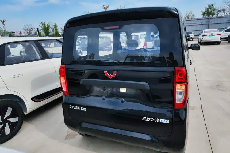 Used Wuling Zhiguang New Energy 2025 Standard Model Rear