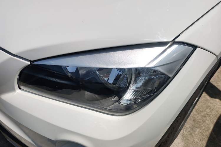 Used BMW X1 2014 sDrive18i Fashion Model Left Front Headlight
