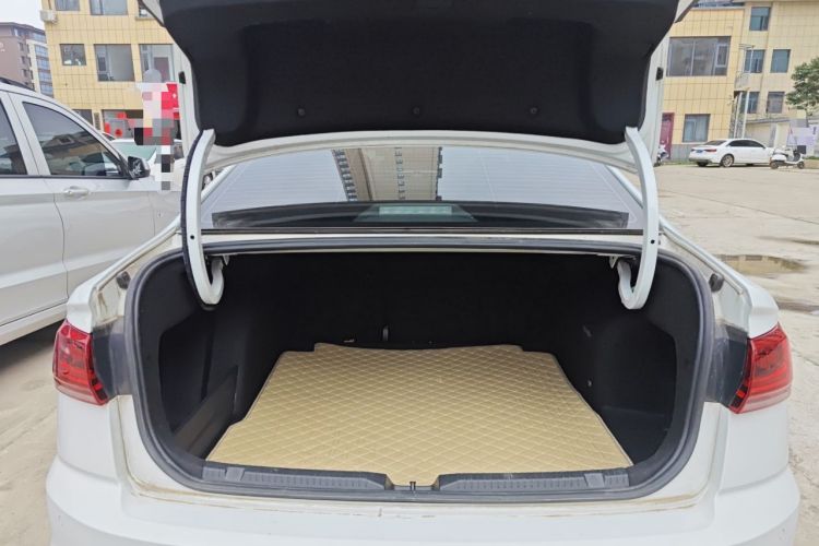 Used Volkswagen Bora 2023 200TSI DSG Smart Drive Version Trunk