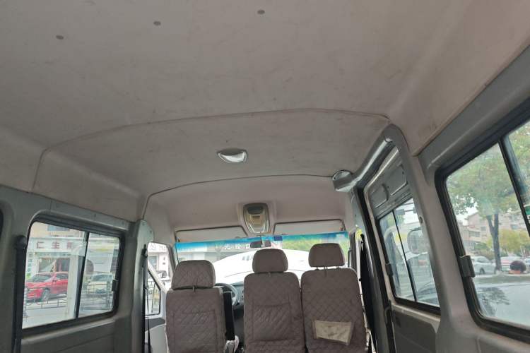 Used Iveco Power Daily 2012 2.5T-A32 Base Version
