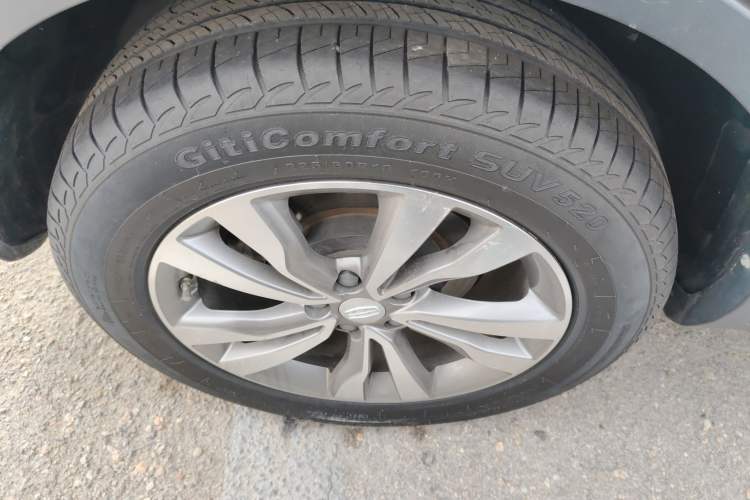 Used Geely Auto Emgrand X7 Sport 2016 1.8TD Automatic Smart Connectivity Version Exterior 5