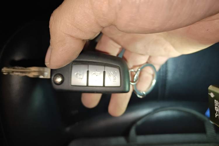 Used Nissan Sylphy 2019 Classic 1.6XE Manual Comfort Edition Vehicle Key