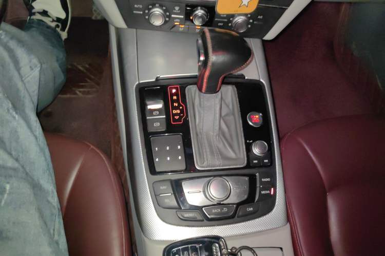 Used Audi A6L 2014 TFSI Standard Model Gear Lever
