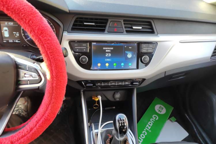 Used Geely Auto Vision X3 2019 Upgraded Model 1.5L Manual Elite Version
