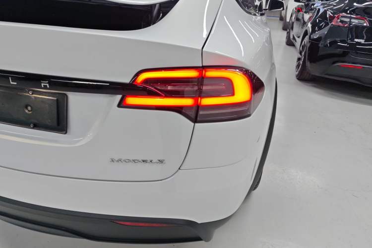 Used Tesla Model X 2023 Dual-Motor All-Wheel-Drive Version