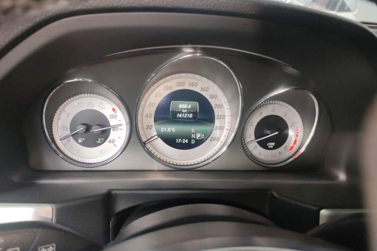 Used Mercedes-Benz GLK-Class 2015 GLK 300 4MATIC Fashion Edition Ultimate Version
