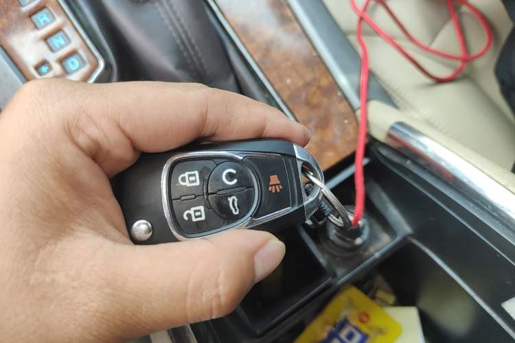 Used Buick LaCrosse 2011 2.4L SIDI Luxury Edition Vehicle Key