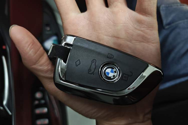 Used BMW 5 Series 2018 Restyled 530Li Luxury Edition M Sport Package Vehicle Key