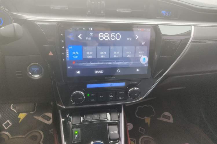 Used Toyota Corolla 2016 Dual-Engine 1.8L E-CVT Elite Edition