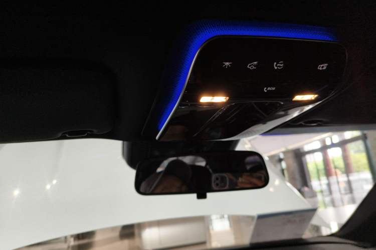 Used Mercedes-Benz C-Class 2022 Restyled C 260 L Sport Edition Headliner