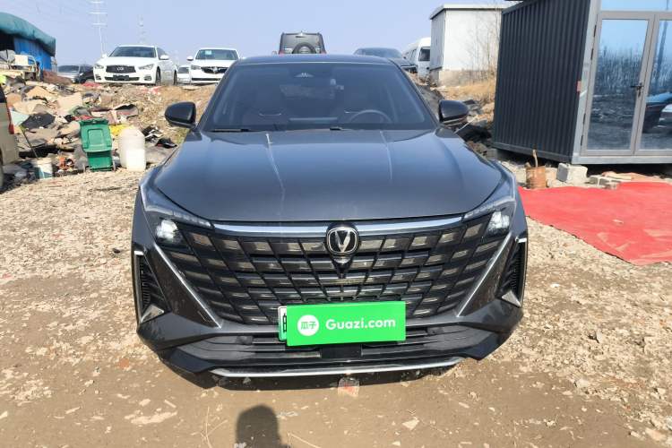 Used Changan UNI-Z New Energy 2024 Blue Whale Smart Electric iDD 125km Beyond Edition