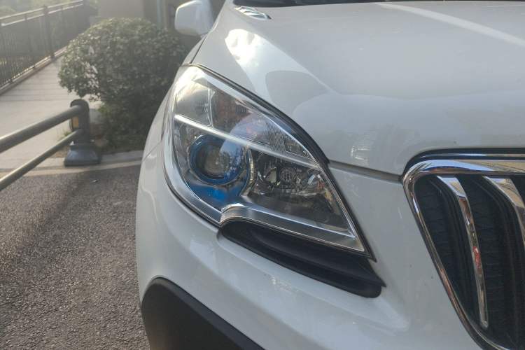 Used Buick Encore 2015 1.4T Manual Two-Wheel Drive Urban Advanced Model
