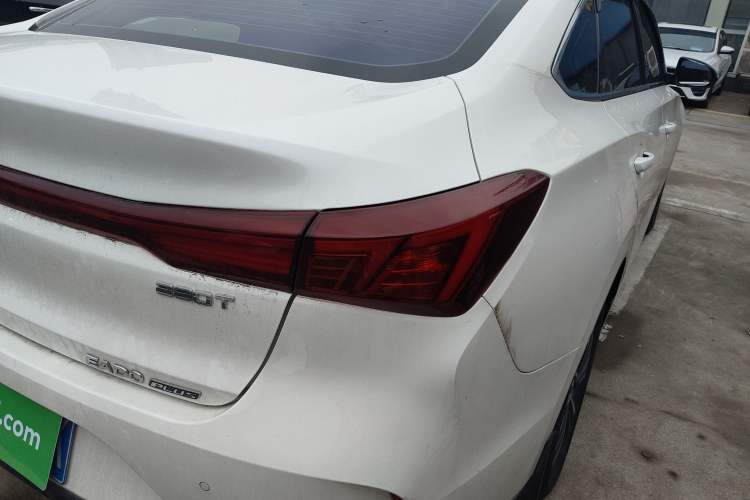 Used CHANGAN Eado 2023 Changan Edition PLUS Blue Whale NE 1.4T GDI DCT Prestige Version