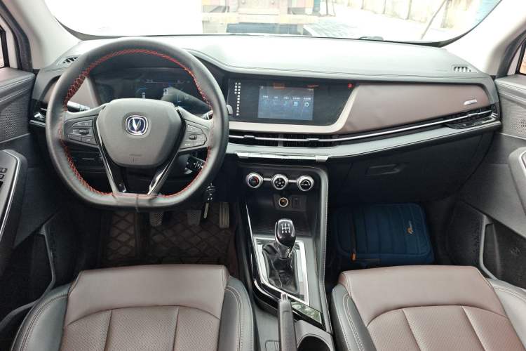 Used Changan CS15 2019 1.5L Manual Entry-Level Version China VI Standard