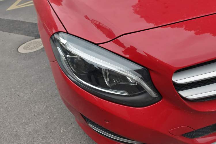 Used Mercedes-Benz B-Class 2015 B 200 Fashion Model