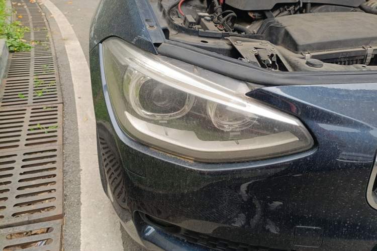 Used BMW 1 Series 2013 Facelifted 118i Leading Edition Right Front Headlight