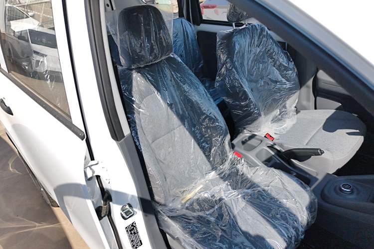 Used Wuling Hongguang New Energy 2024 All-Electric Model 300KM Practical Version
