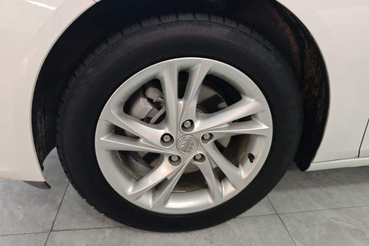 Used Buick Regal 2021 552T Elite Edition Left Front Wheel Hub