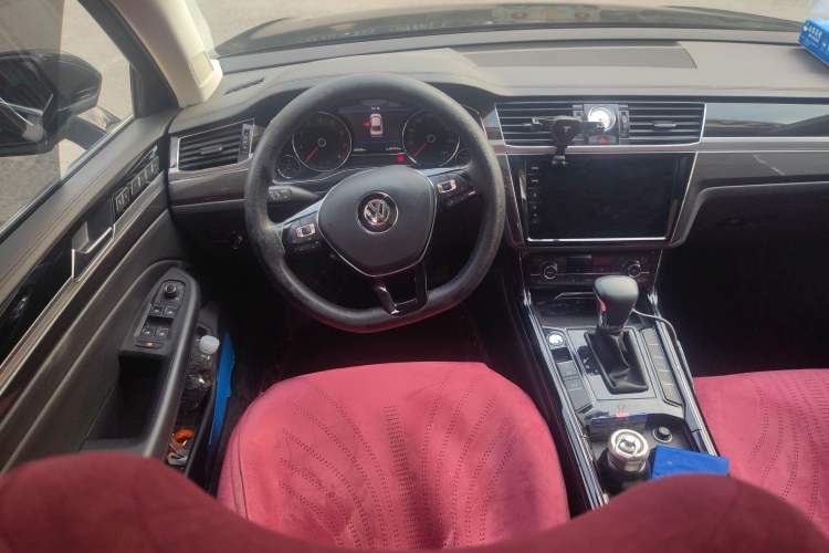 Used Volkswagen Phideon 2018 Revised Version 380TSI Two-Wheel Drive Business Edition