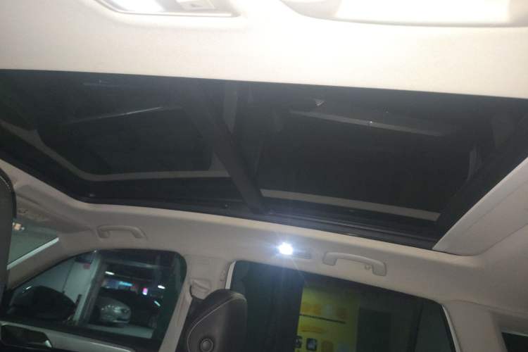 Used Volkswagen Tayron 2019 330TSI Two-Wheel Drive Luxury Model China VI Standard