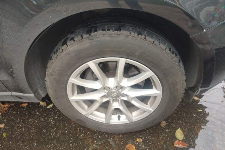 Used Audi Q5 2012 2.0TFSI Comfort Version Right Front Wheel Hub