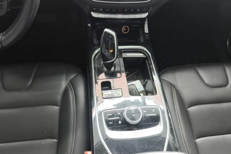 Used Oshan COS1 2020 GT 2.0T Automatic Luxury 7-Seater