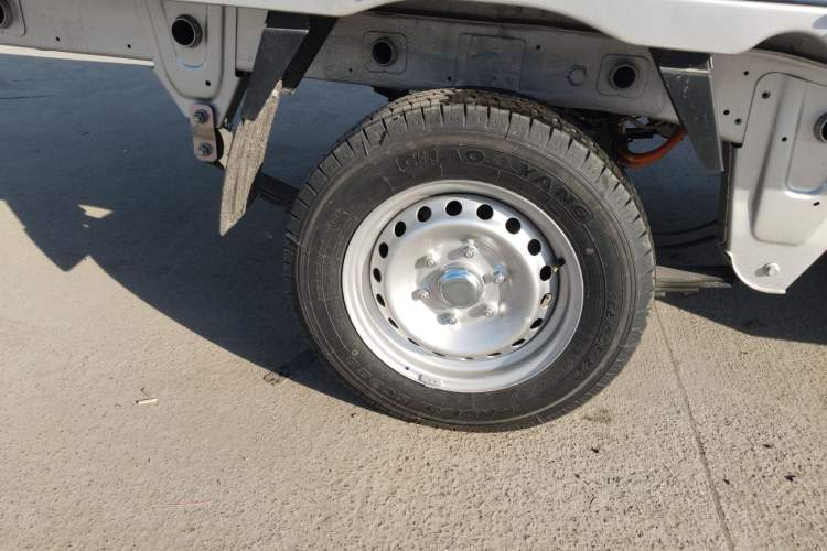 Used Ruichi EC71 2024 EC71L Cargo Pioneer I Model 41.85 kWh