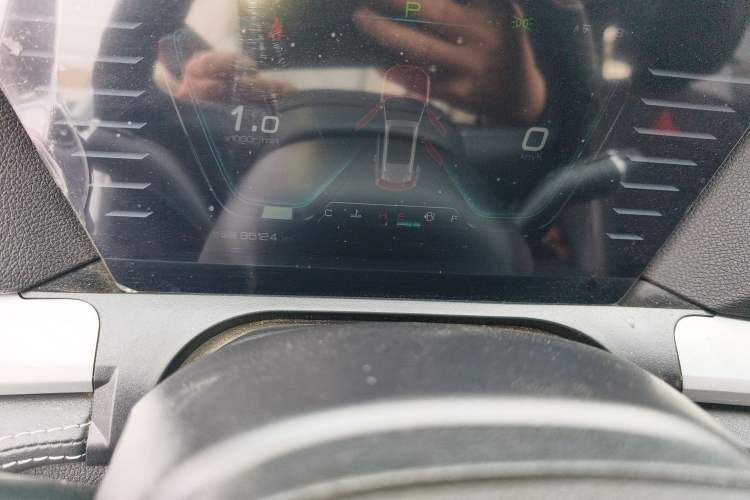 Used BYD Song Pro 2021 1.5T Automatic Luxury Model Odometer Close Up