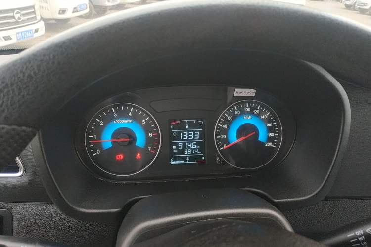 Used Dongfeng Xiaokang D52 2019 1.5L Revised Base Version with Dual Rear Wheels National Emission Standard VI DK15
