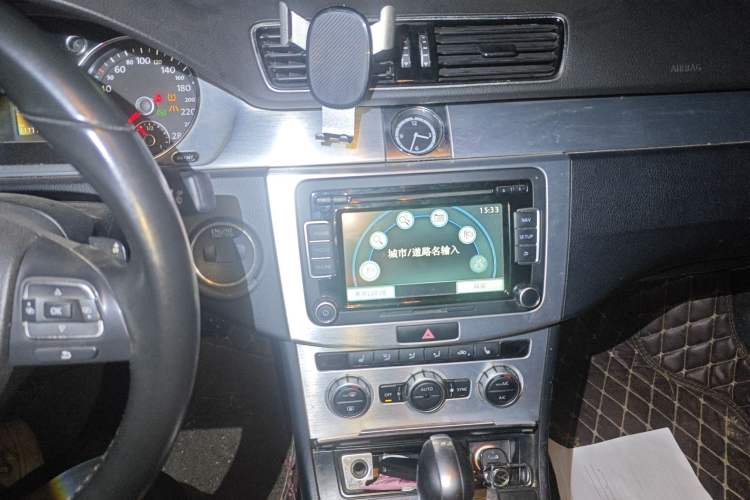 Used Volkswagen FAW-Volkswagen CC 2015 2.0 TSI Ultimate Model Audio And AC Panel