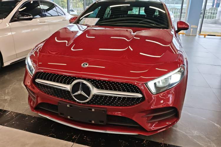 Used Mercedes-Benz A-Class 2021 A 200 L Sport Sedan Fashion Model
