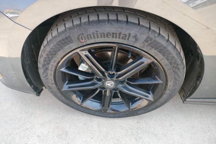 Used Changan UNI-V 2023 1.5T Premium Model