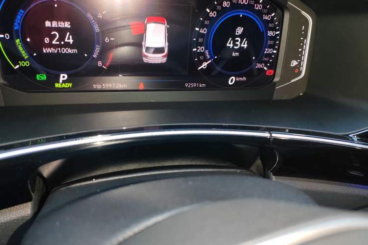 Used Volkswagen Tayron GTE Plug-in Hybrid 2020 1.4T Luxury Model Odometer Close Up