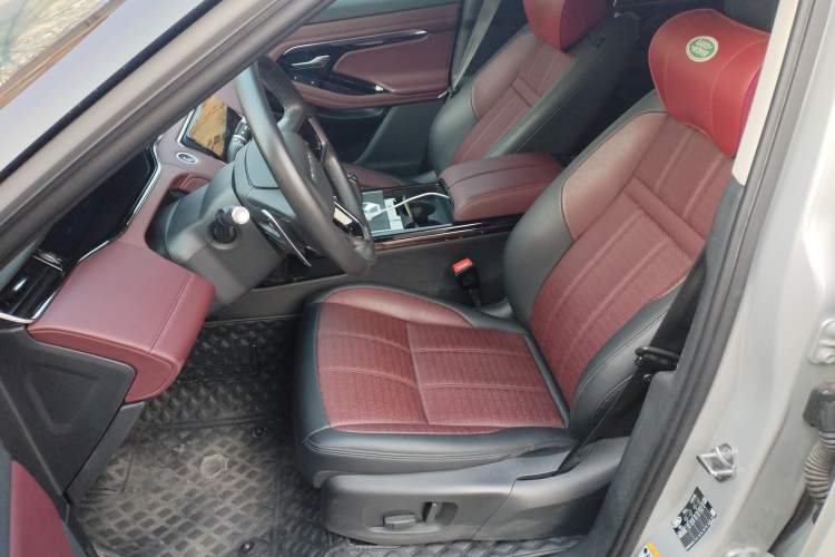 Used Land Rover Range Rover Evoque 2021 Range Rover Velar L 249PS R-Dynamic First Edition