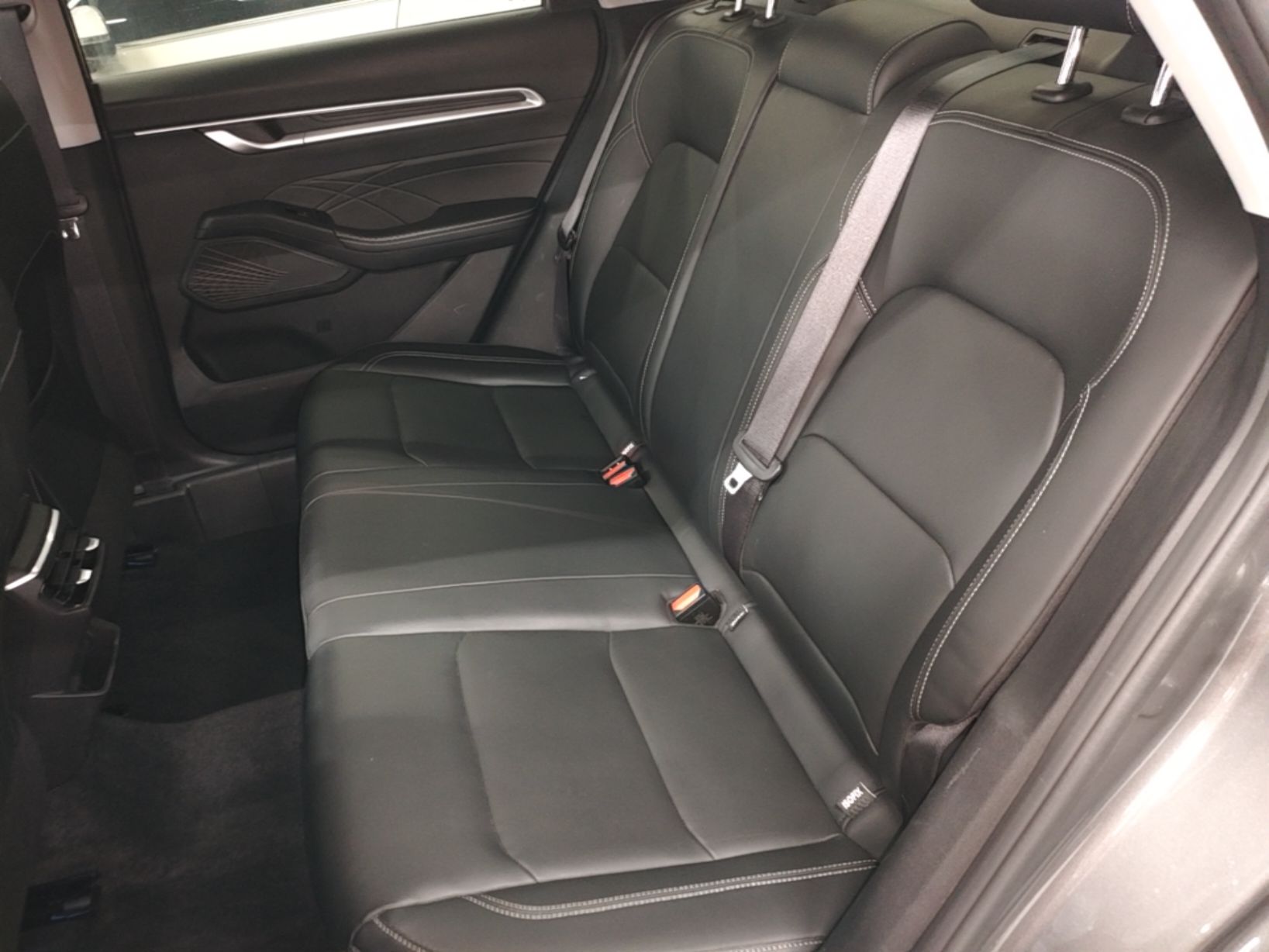 Geely Auto Emgrand 2025 4th Generation 1.5L CVT Starry Edition — снимка 20