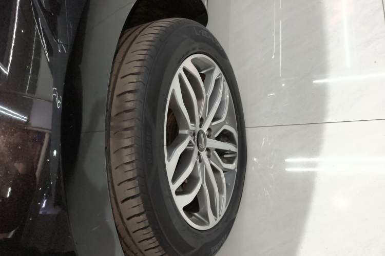 Used Wey VV5 2017 2.0T Ultra-Luxury Version
