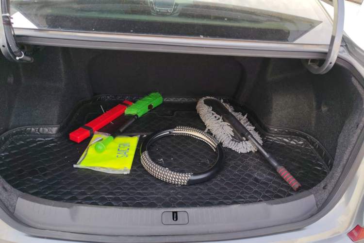 Used Chevrolet Monza 2019 Redline 320T Dual-Clutch Sporty Version China VI Standard Trunk