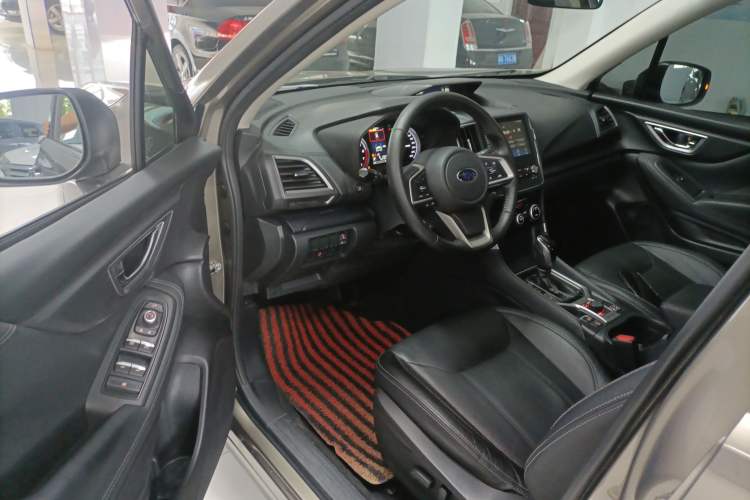 Used Subaru Forester 2019 2.0i Luxury Edition EyeSight
