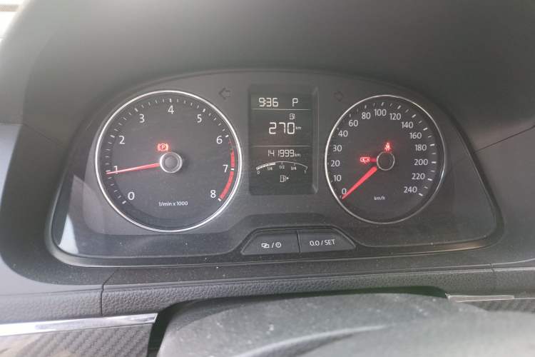 Used Volkswagen Gran Lavida 2014 1.4TSI Automatic Sport Edition
