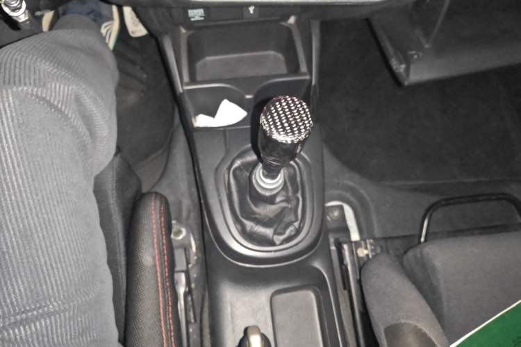 Used Honda Fit 2016 1.5L LX Manual Comfort Model