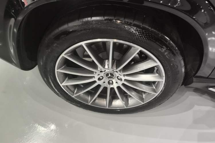 Used Mercedes-Benz GLE 2024 GLE 450 4MATIC Luxury Model