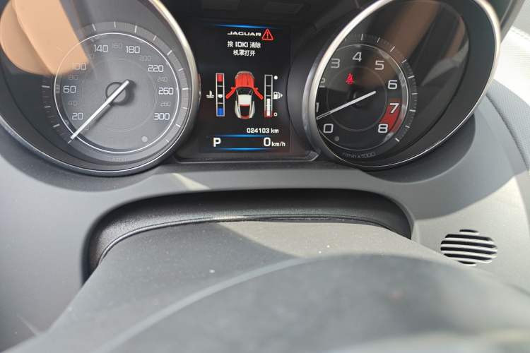 Used Jaguar F-TYPE 2015 3.0 SC S Hardtop Version Odometer Close Up