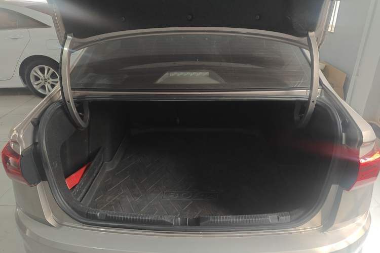 Used Volkswagen Bora 2021 1.5L Automatic Comfort Smart Connect Edition