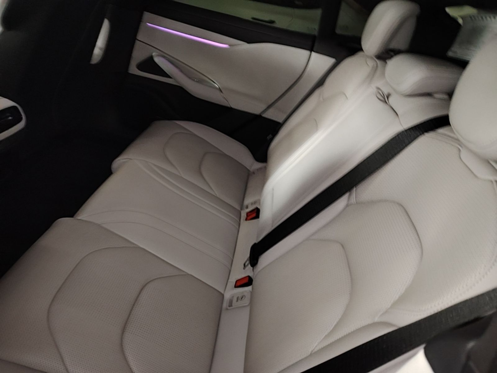 Xiaomi Auto SU7 2024 Four-Wheel Drive Ultra-Long Range Advanced Intelligent Driving Max Edition — снимка 20
